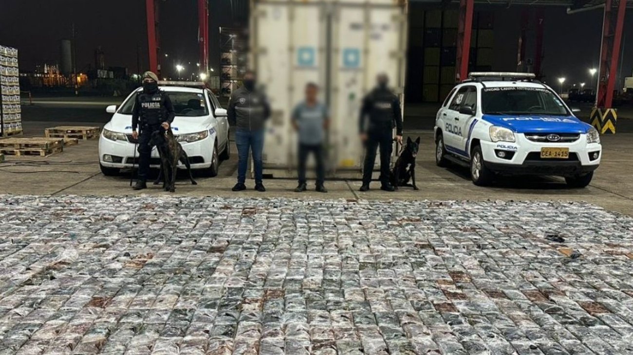 Aseguran en Ecuador toneladas de cocaína destinadas a España