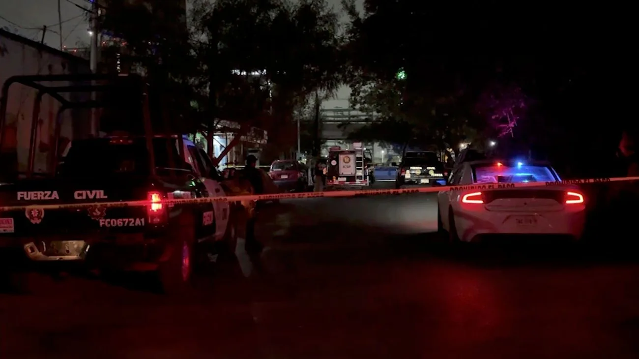 Asesinan a dos hombres dentro de una casa en la Independencia