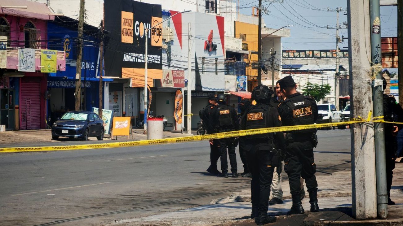 Asesinan a hombre y lesionan a otro cerca del Palacio de Justicia