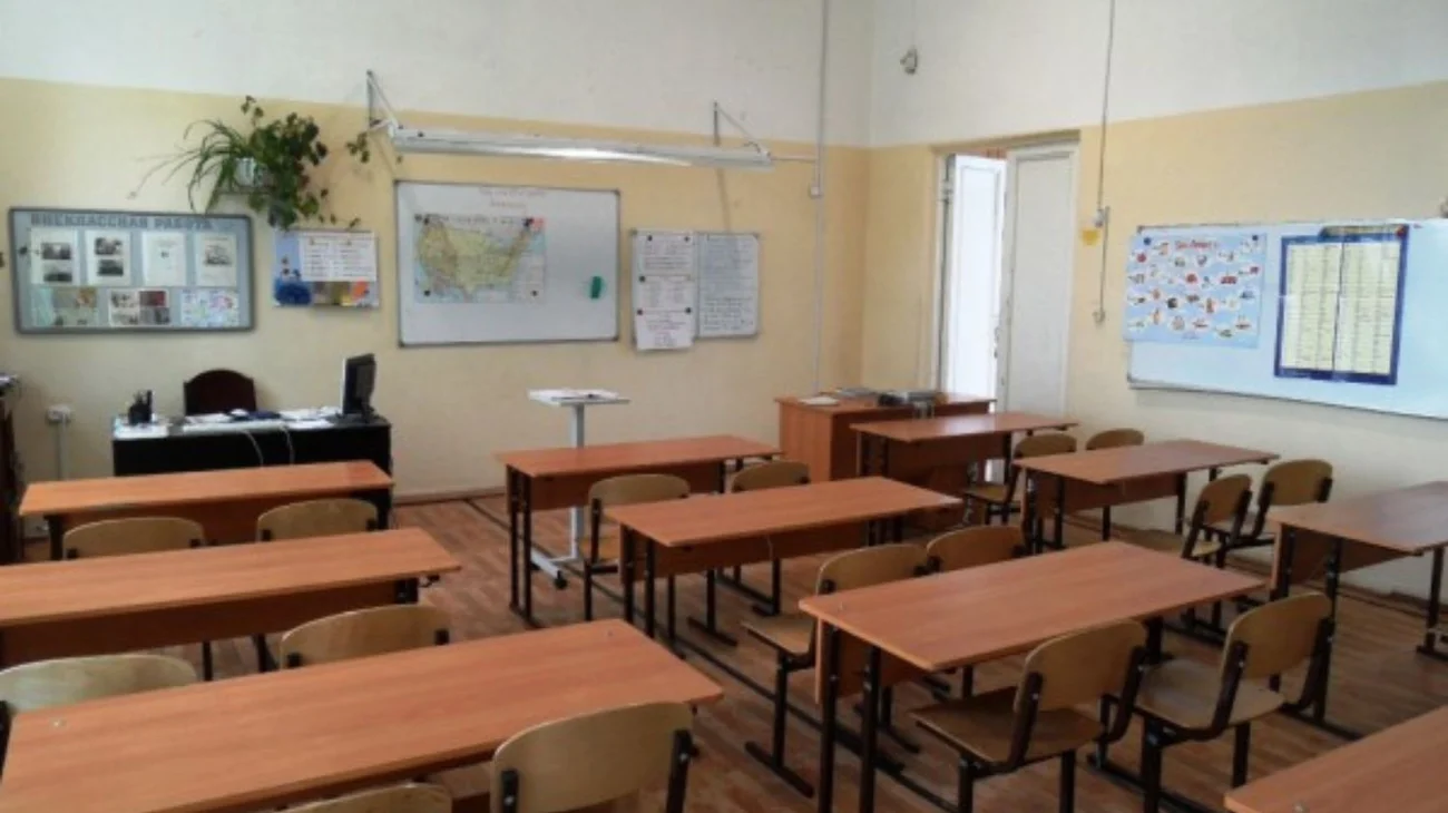 Adolescente ataca con un martillo a estudiantes en Rusia