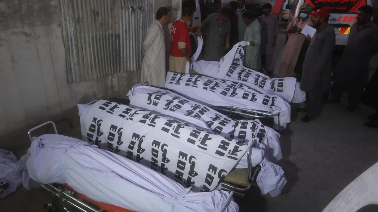 Ataques insurgentes dejan 32 fallecidos en Pakistán