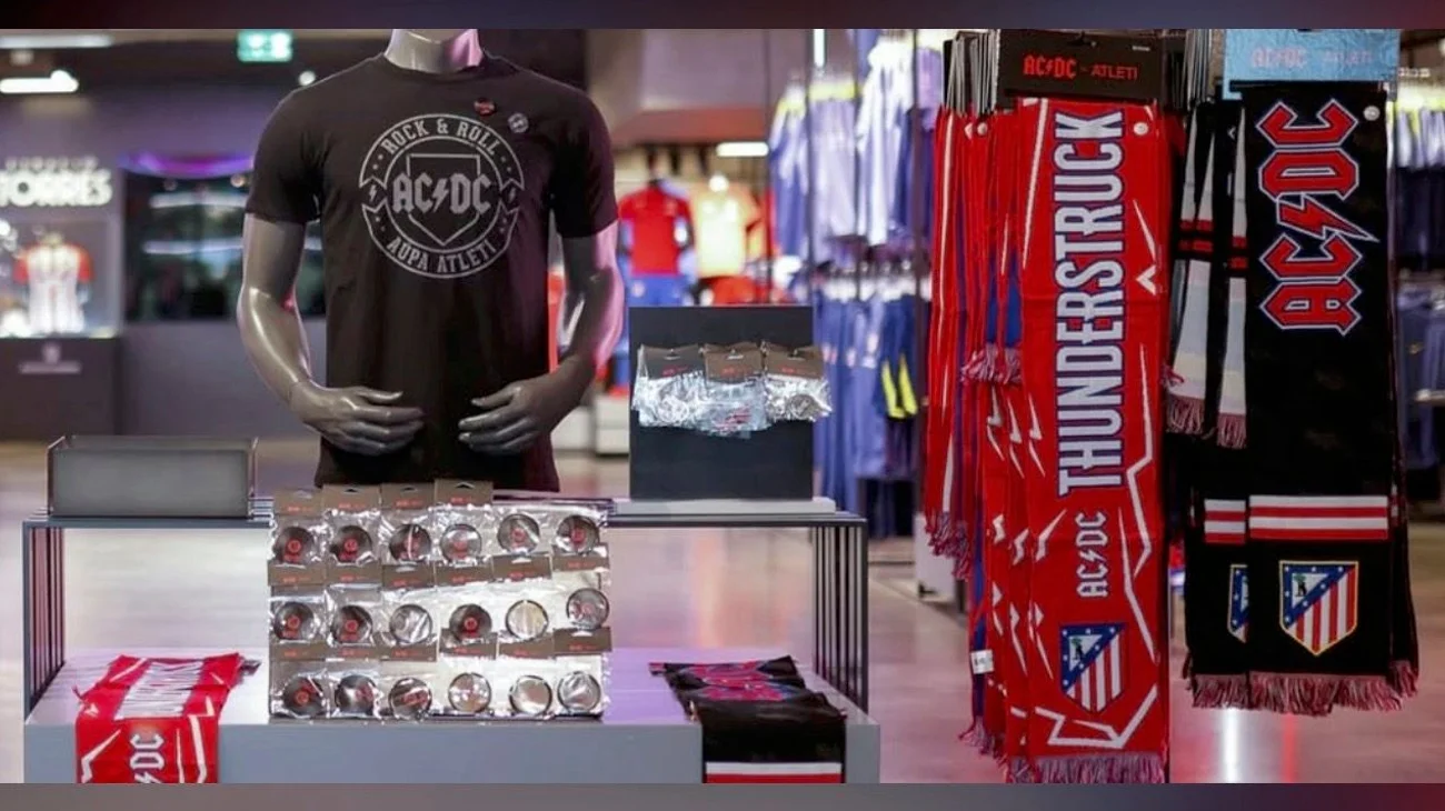 Atlético de Madrid y AC/DC lanzan una colección de productos