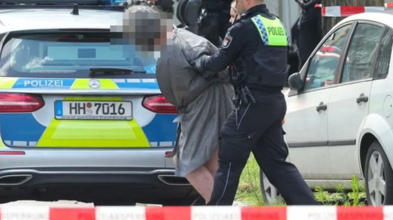 Se atrinchera en edificio y amenaza con explotar en Alemania