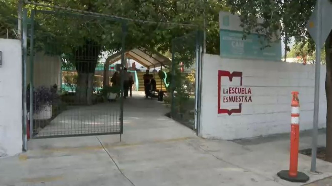Atropellan a dos hermanos frente a centro educativo en San Pedro