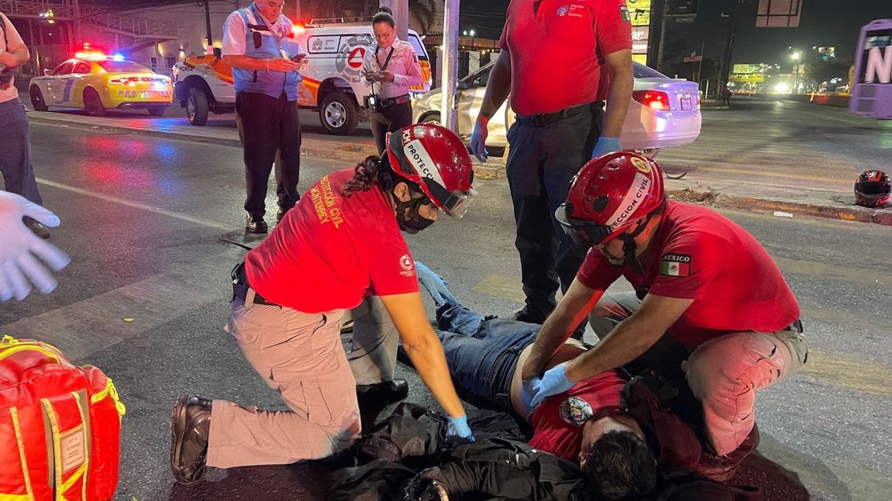 Intenta cruzar avenida Churubuco y resulta atropellado