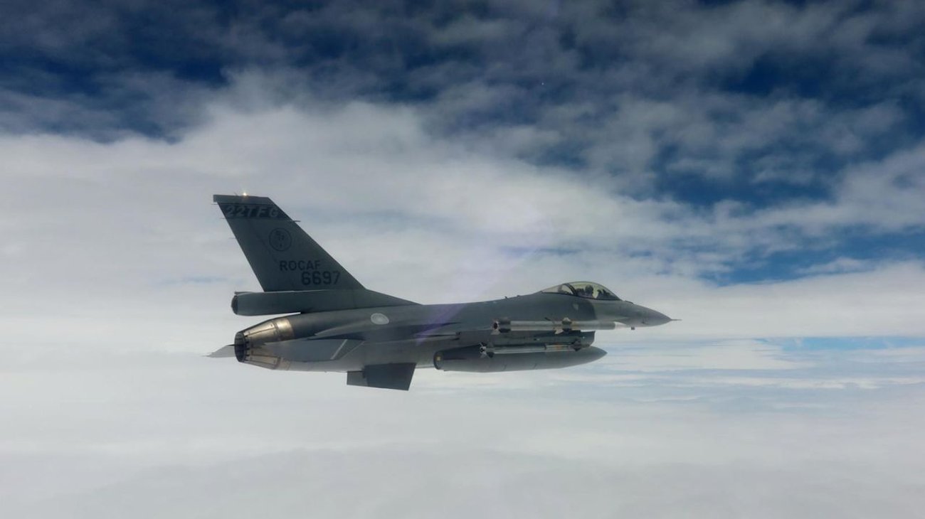 China amenaza con más ejercicios militares en Taiwán