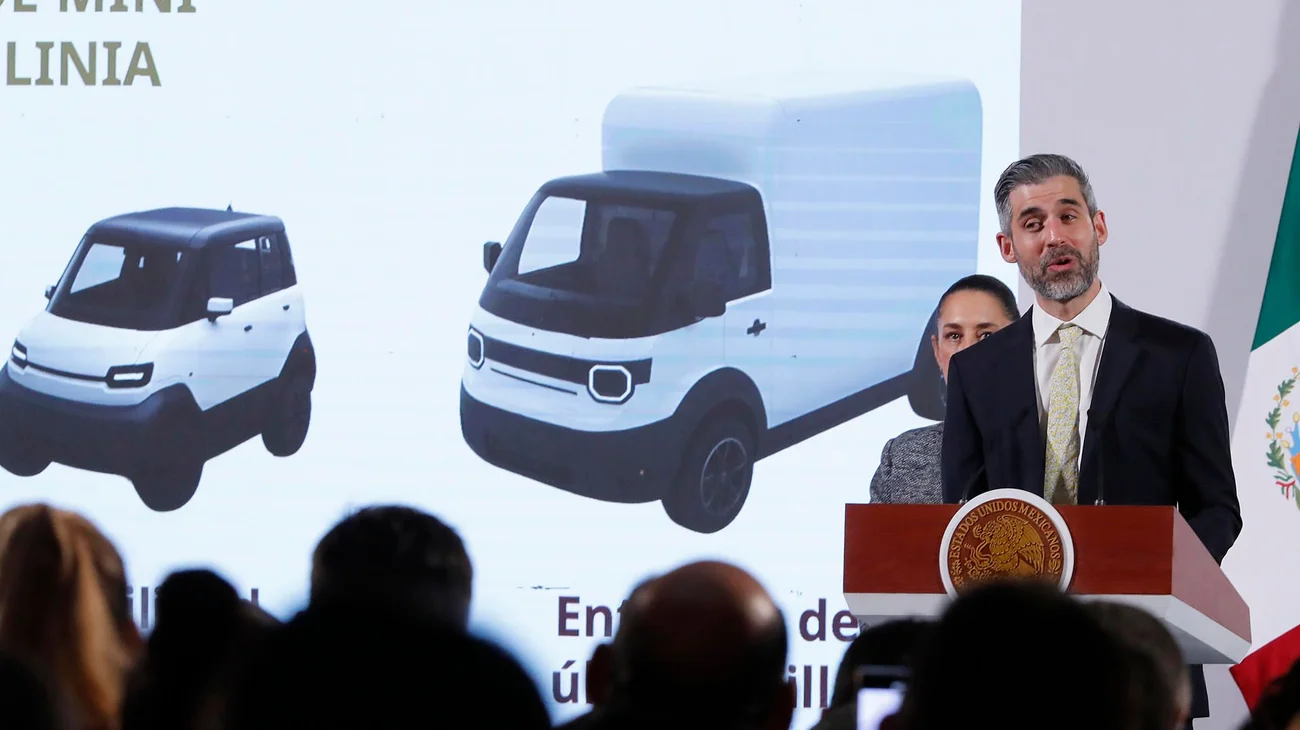 Presentan Olinia, primera armadora de autos eléctricos en México