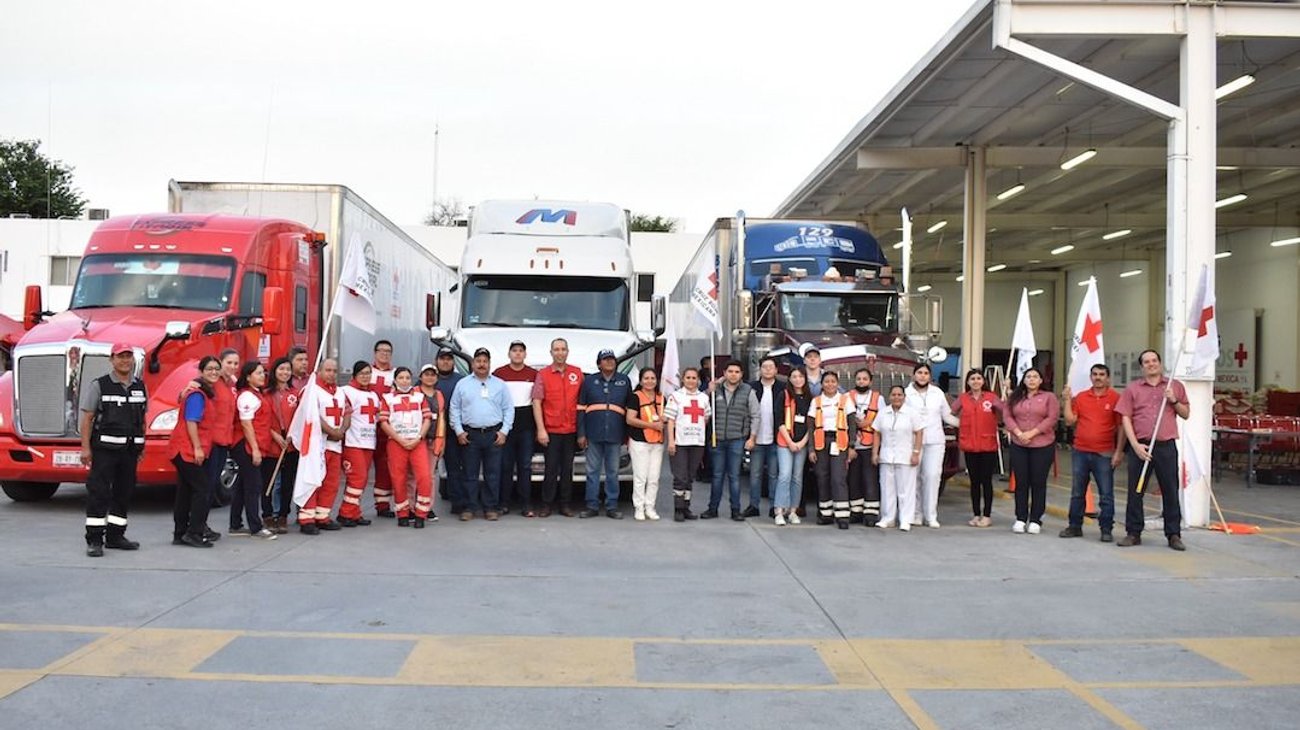 Envía Cruz Roja tres camiones más con ayuda a Guerrero