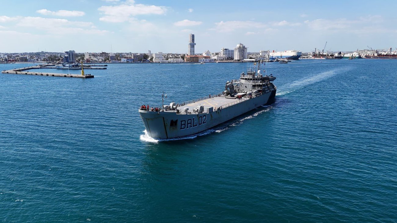 Arriban barcos mexicanos con ayuda humanitaria para Cuba