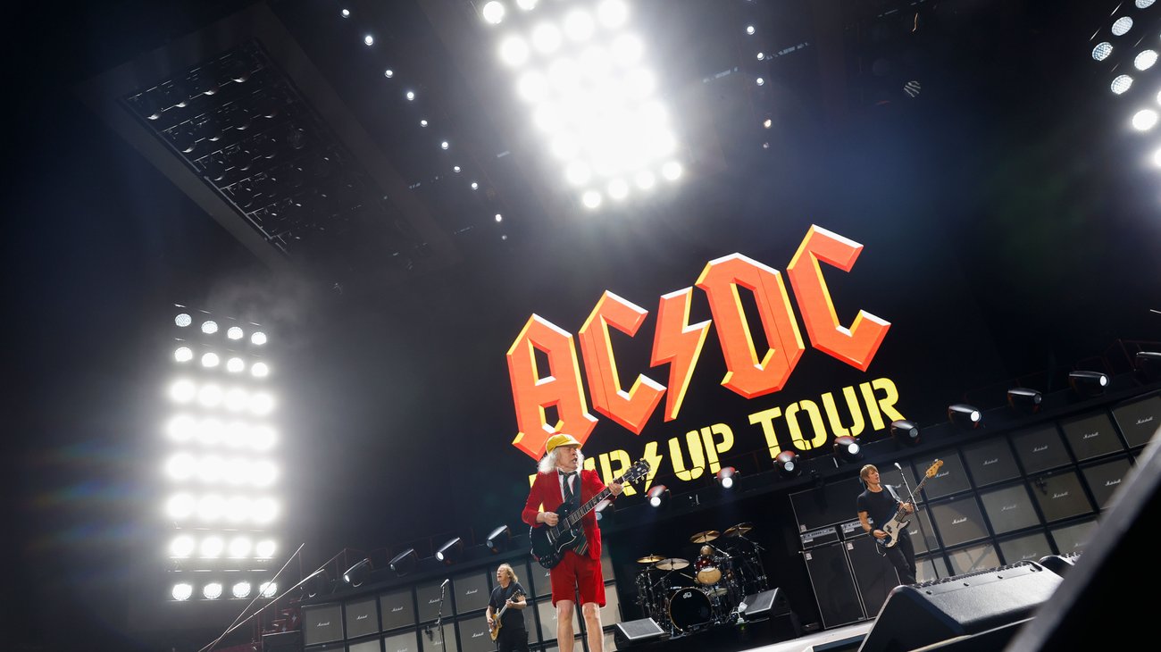 b770b1b07d5728f745a411ff2fbb7021348e8f1a_c83b185075