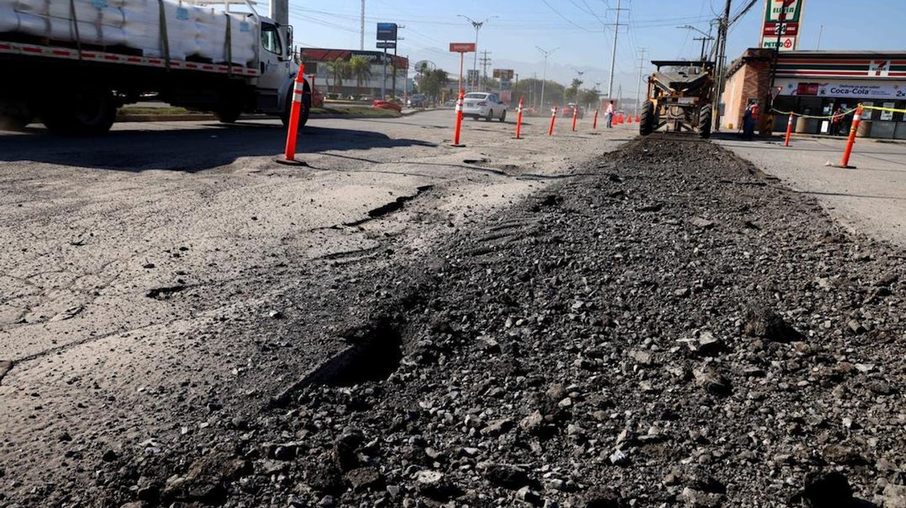 Arranca San Nicolás bacheo en avenida López Mateos