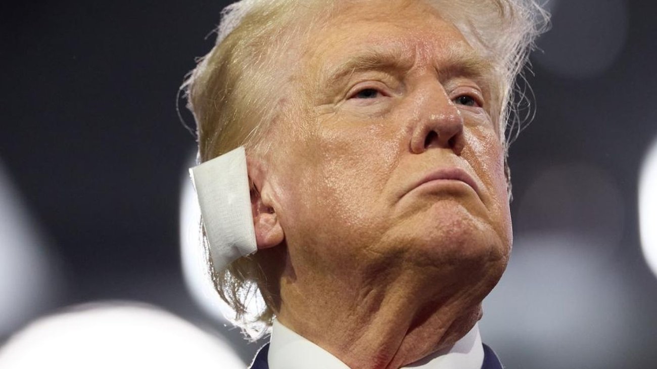 Fue una bala lo que impactó en la oreja de Trump: FBI
