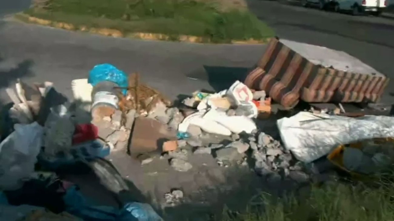 ¡Hasta el inodoro! Denuncian acumulamiento de basura