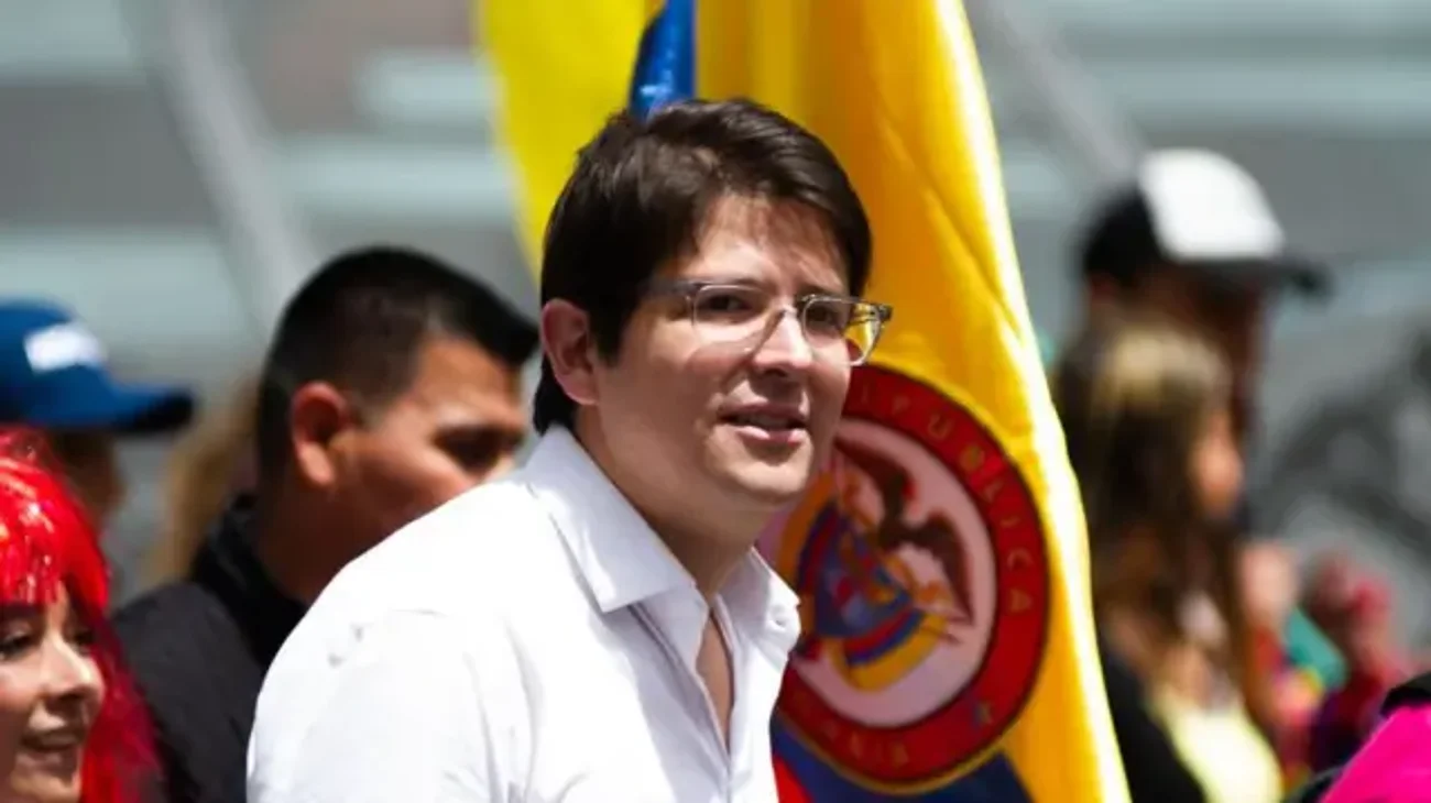 Senador Colombiano Miguel Uribe Turbay es sometido a otra cirugía