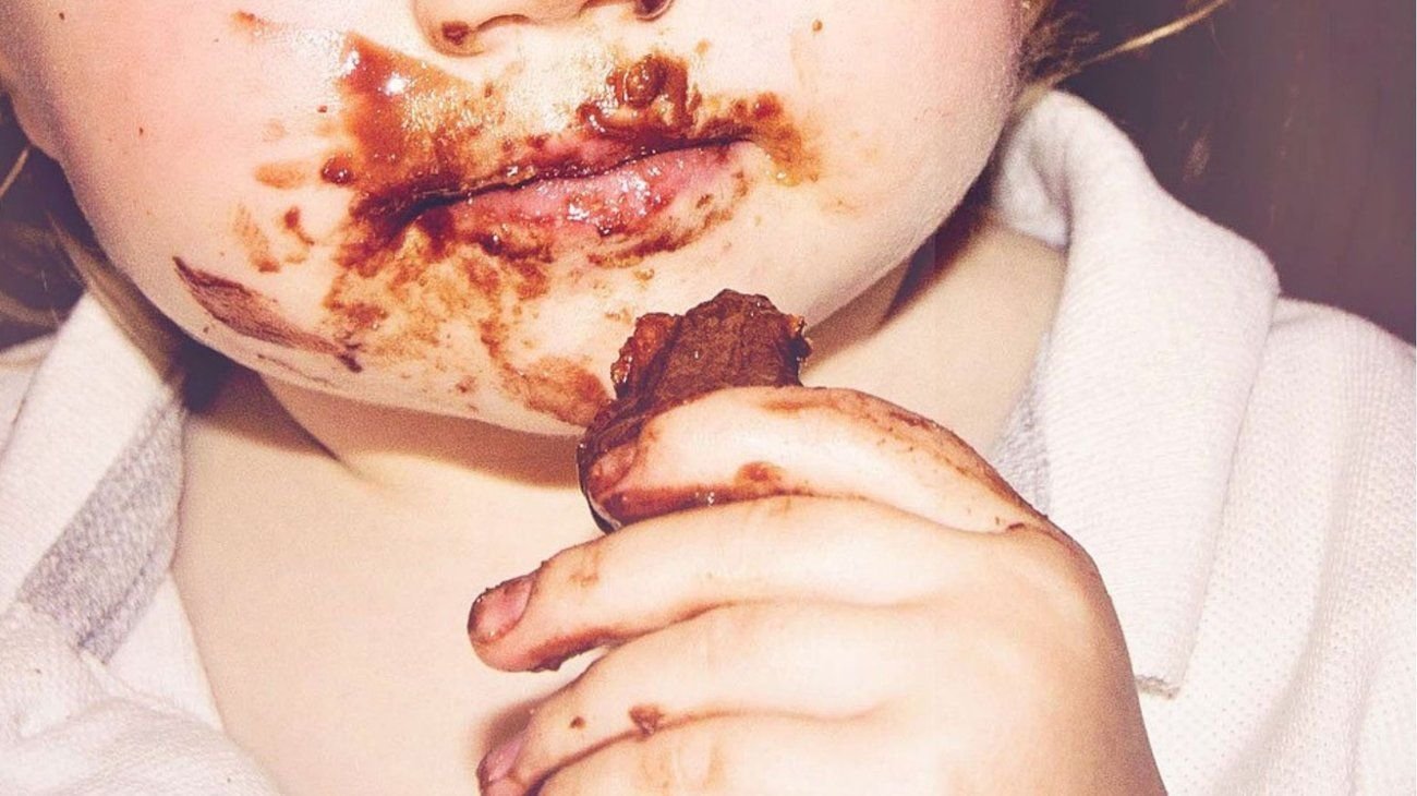 Bebé es intoxicada con chocolate que contenía metanfetamina