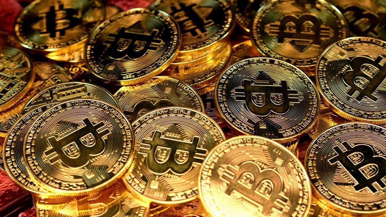 Bitcoin roza los 60 mil dólares: nuevo récord a la vista.