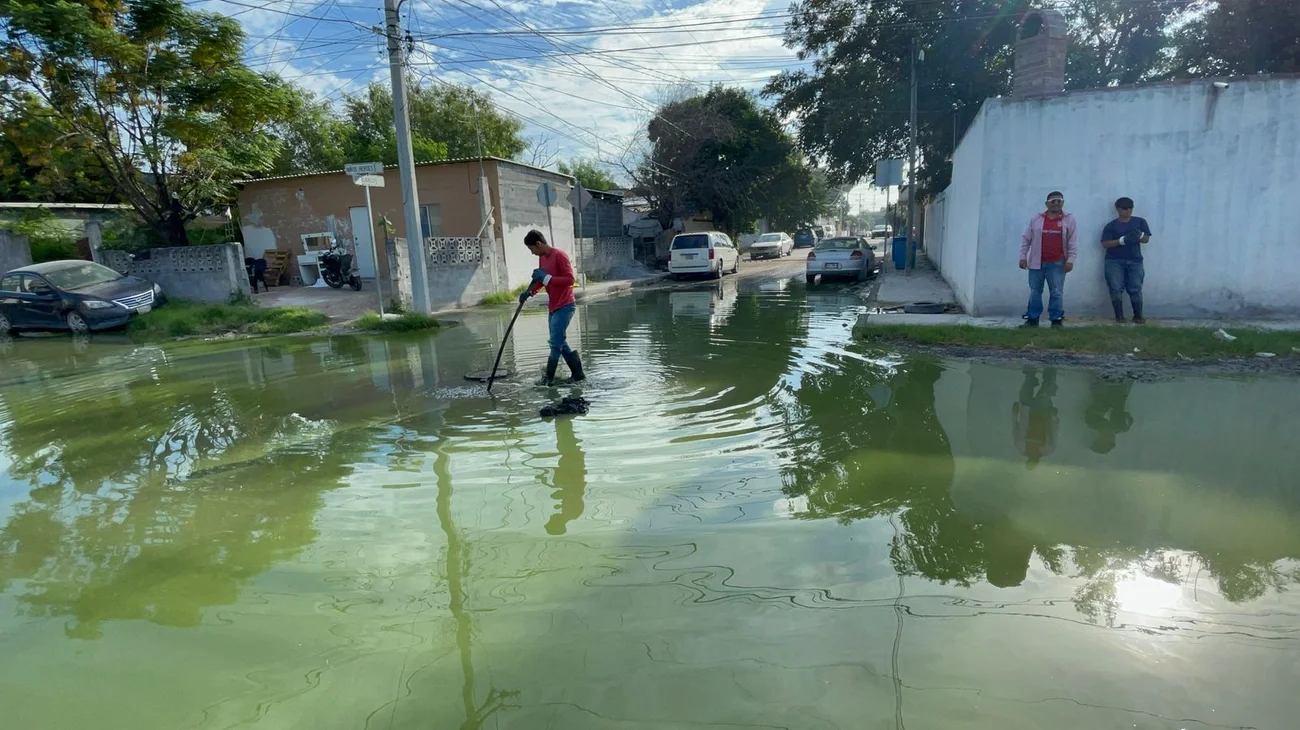 Preocupa brote de aguas negras en la colonia Jacinto López 2