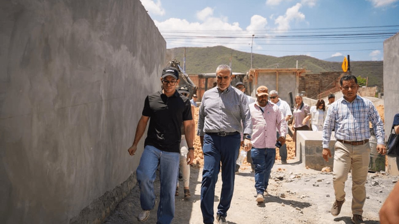 Monterrey supervisa obras del Circuito Huajuco y C4 Sur