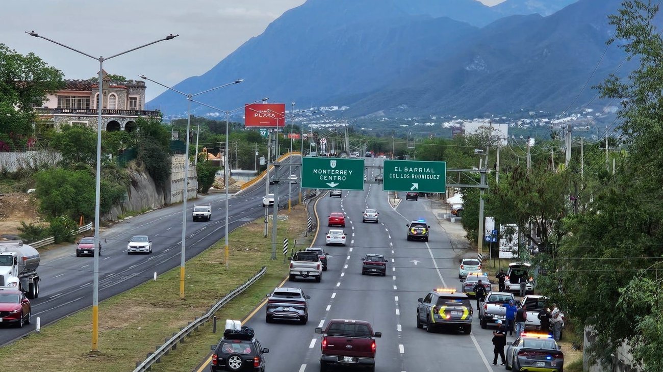 Atropellan a hombre al intentar cruzar la Carretera Nacional