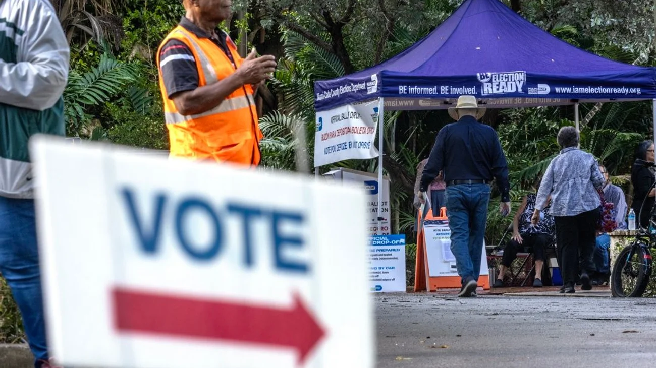 Investigan la quema de urnas electorales en Washington