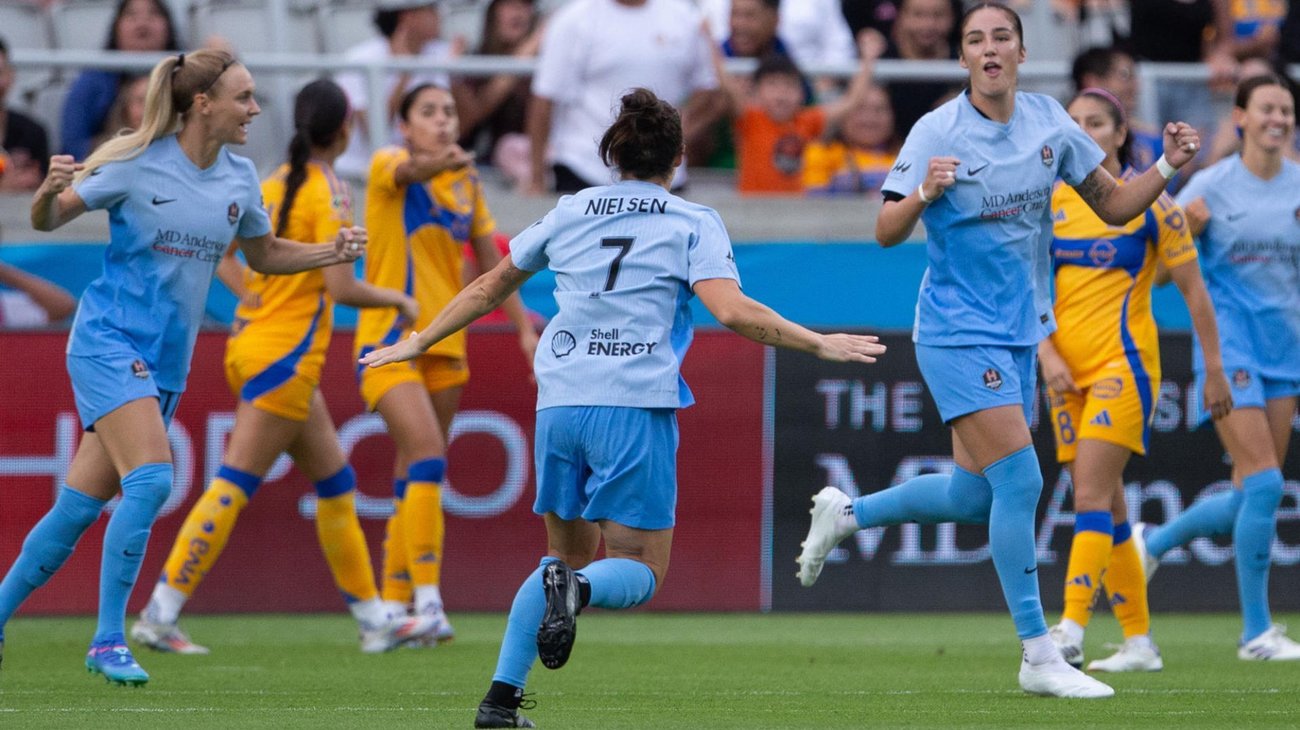 Cae Tigres Femenil ante Houston Dash en la Summer Cup
