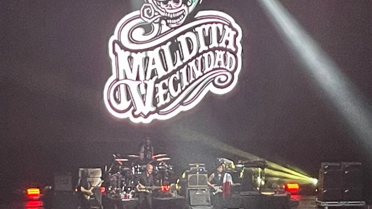 Lleva Caifanes a las 'Nubes' a su público regio