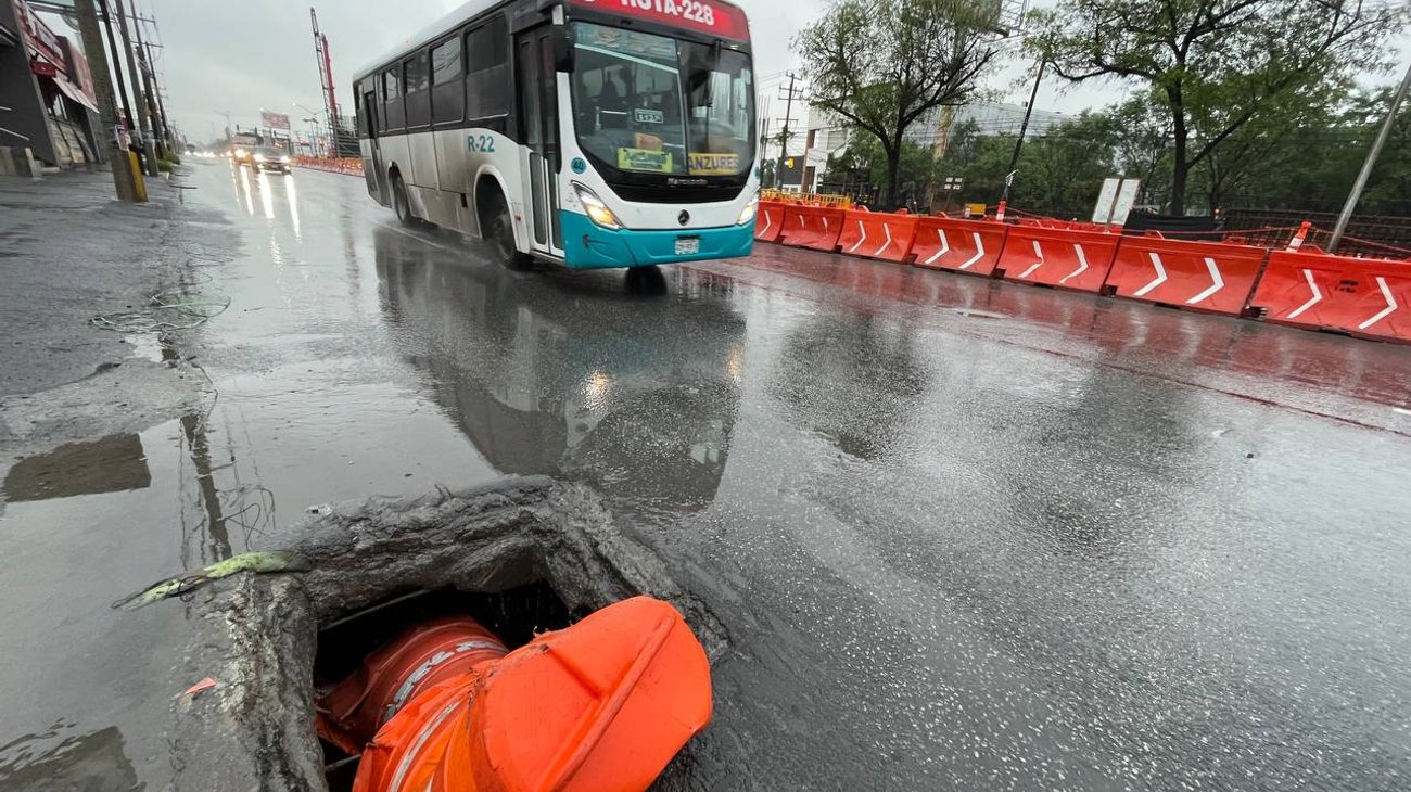 Peligran en avenida Miguel Alemán por registro de CFE
