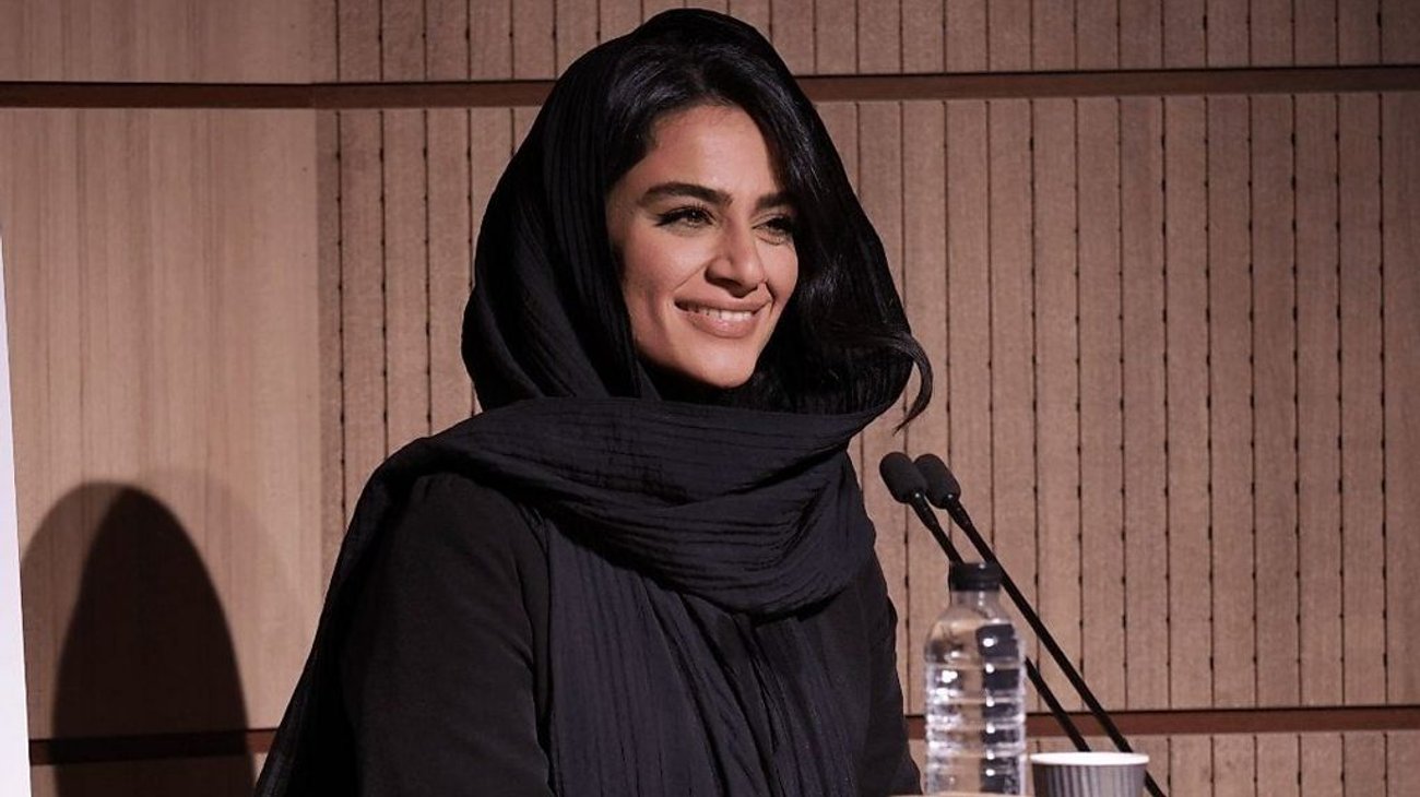 Cantante iraní recibe 4 años de prisión por cantar ante hombres