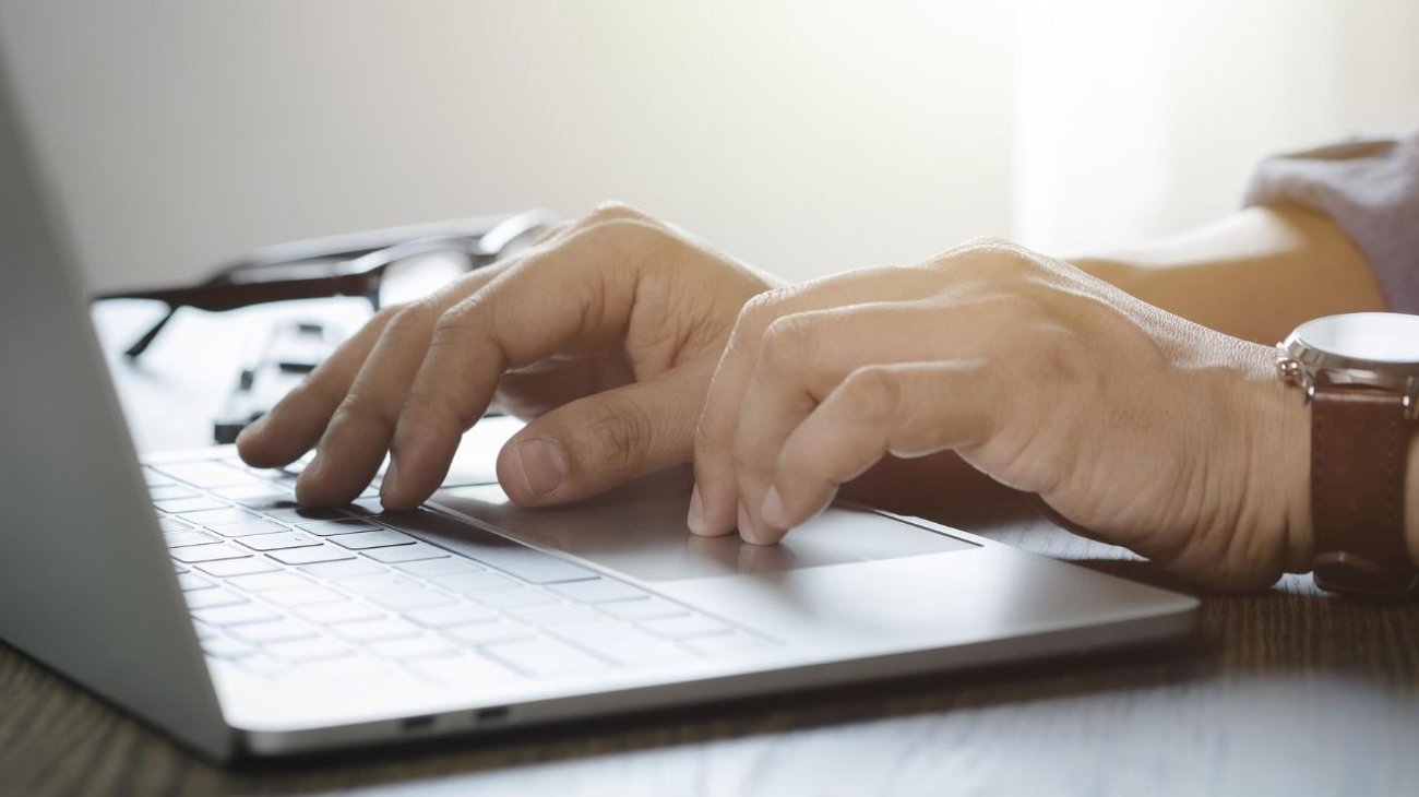 Cárcel a quienes impongan jornadas de trabajo de más 8 horas