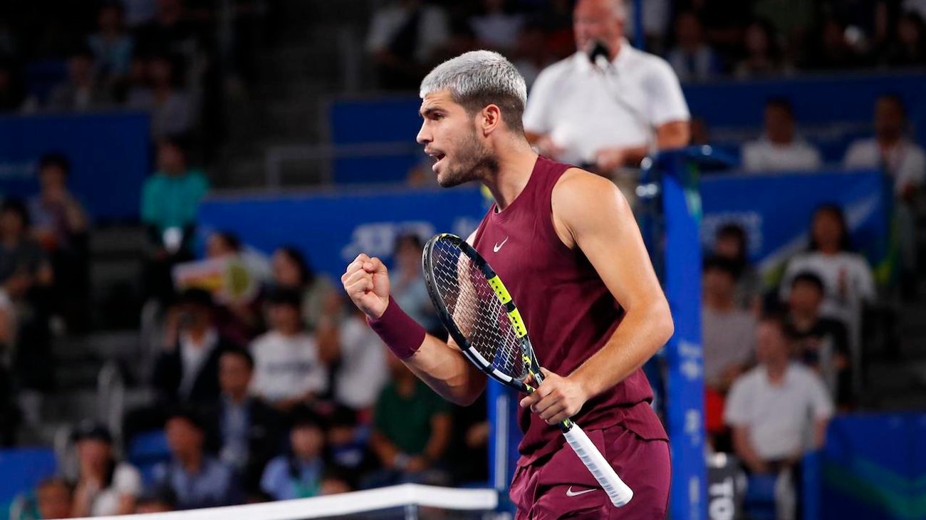 Alcaraz bate su récord de victorias en un año y llega a 66