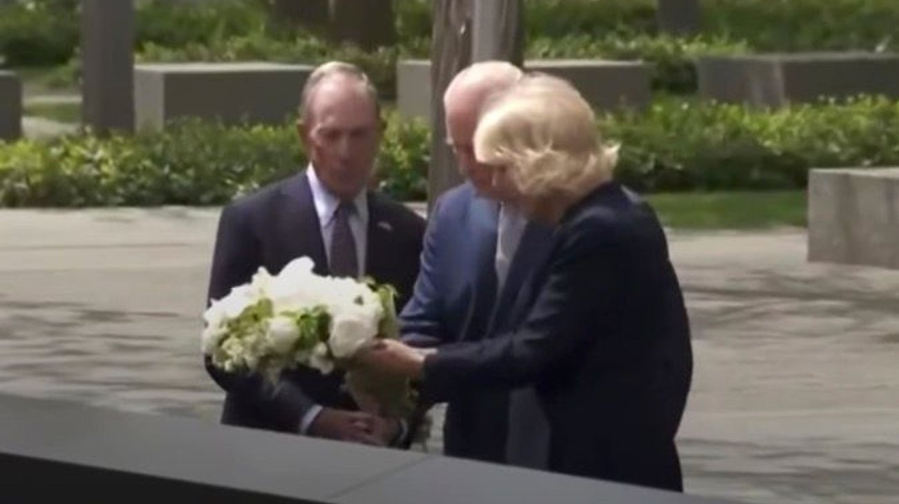 Carlos III y Camila rinden homenaje en el Memorial del 11-S