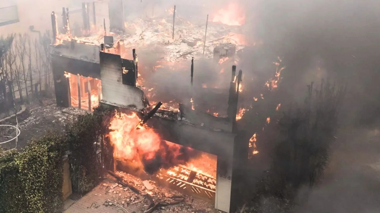 Famosos pierden sus casas por los incendios en Los Ángeles