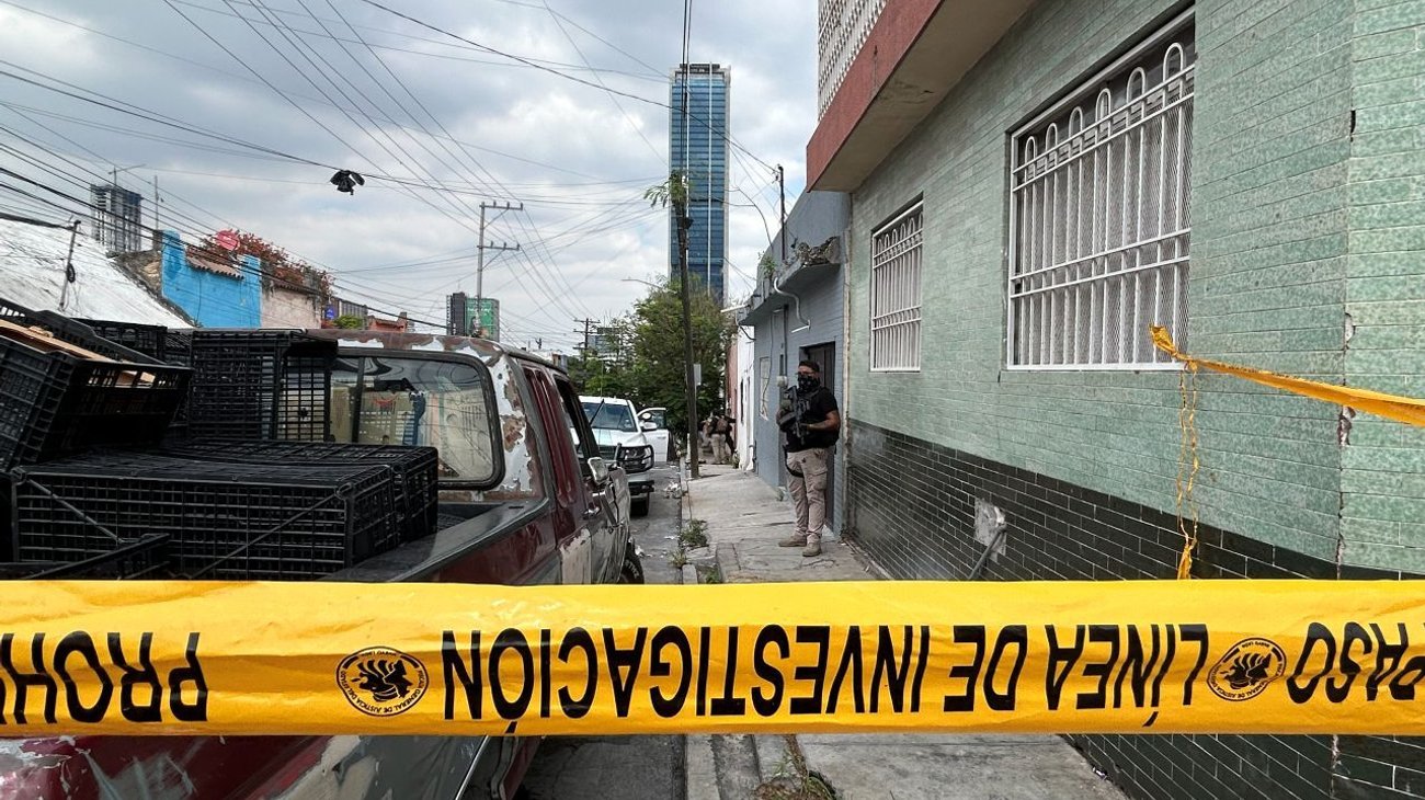 Catean casa en la Independencia por investigación de narcomenudeo