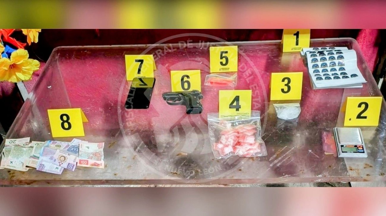 Aseguran droga y arma de fuego durante cateo en la Garza Nieto