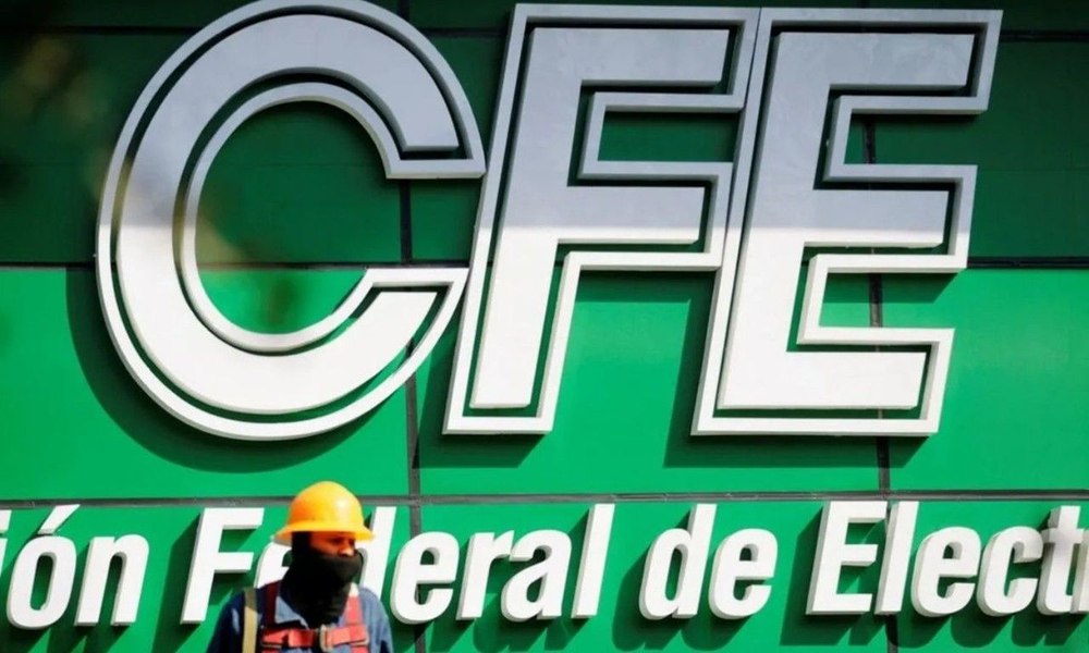 CFE atiende fallas en la red que dejaron a Coahuila sin agua