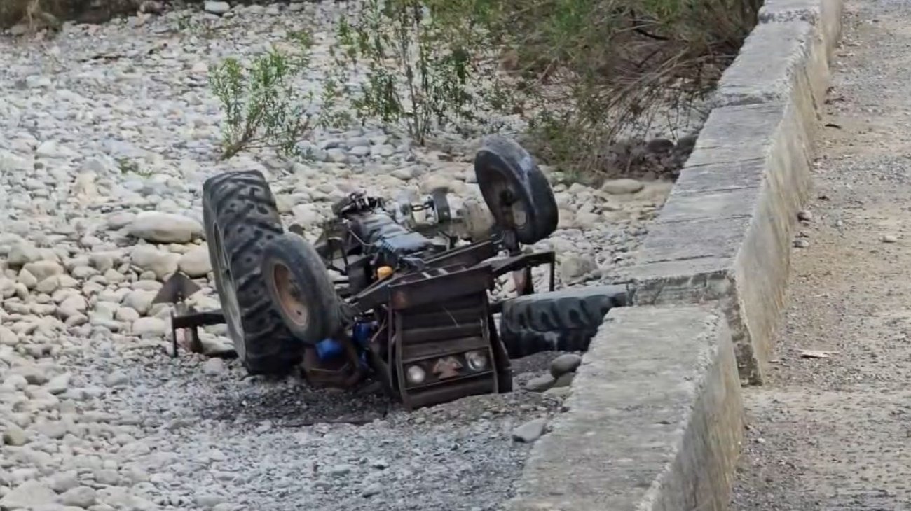 Muere al caerle tractor encima en Montemorelos