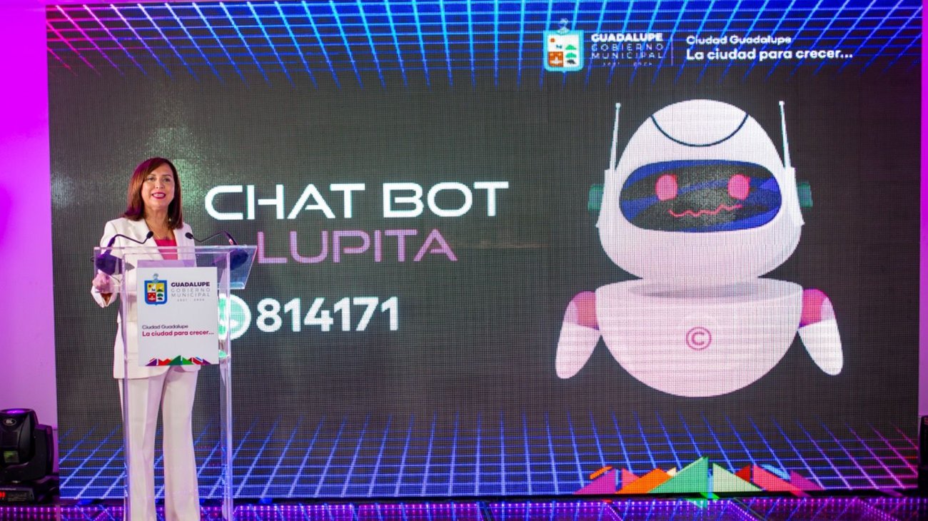 Presenta alcaldesa Cristina Díaz a chatbot ‘Lupita’