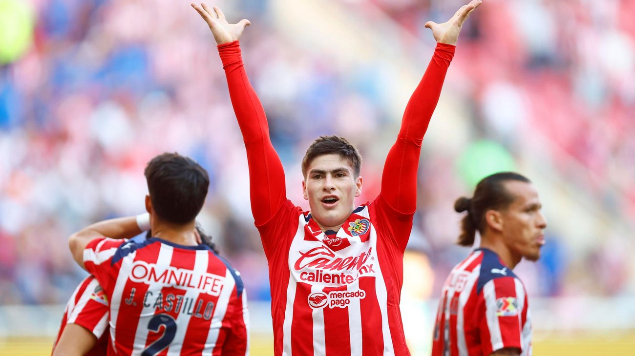 Apunta Chivas a sacar provecho de un Rayados en crisis