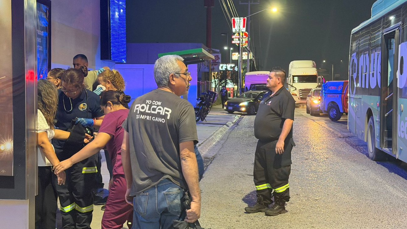 Dos camiones urbanos participan en accidente vial en Guadalupe