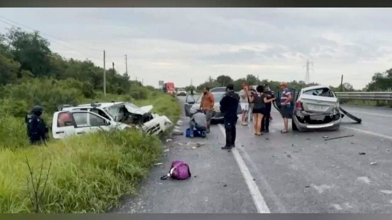 Choque entre dos autos de NL deja 4 muertos en Tamaulipas