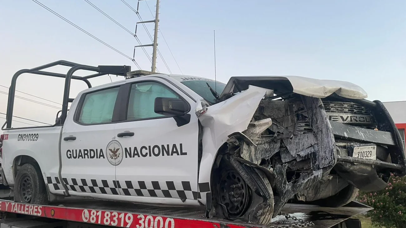 Choca patrulla de la Guardia Nacional contra muro en García