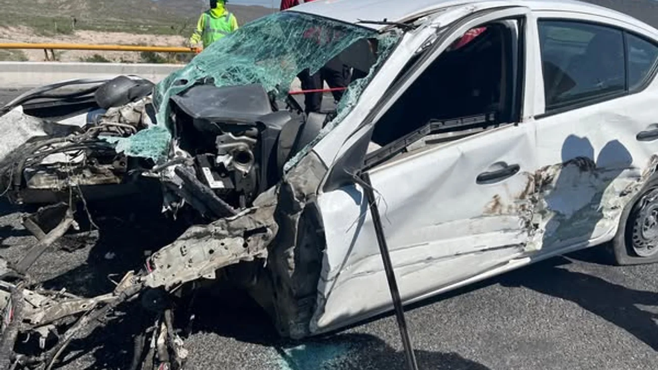 Muere dos hombres tras aparatoso choque en Ramos Arizpe