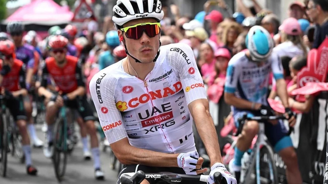 Abandona el español Juan Ayuso el Giro de Italia