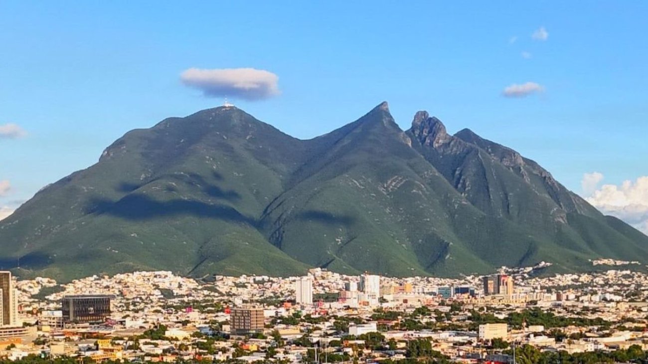 cielo_soleado_monterrey_cerro_silla_34e80e6576