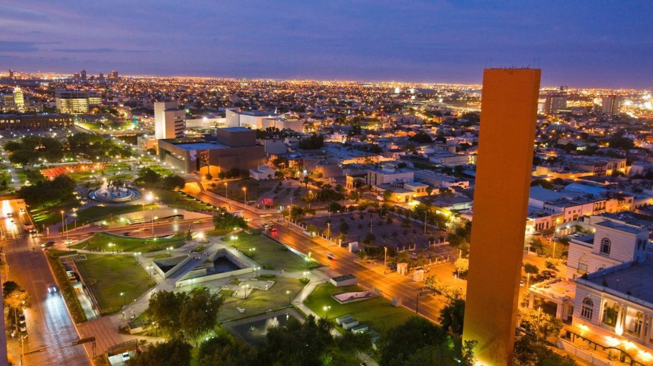 Anuncian cierres viales esta noche en zona de la Macroplaza