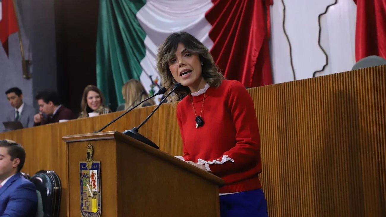  Exhortan implementar pago de transporte con botellas de plástico