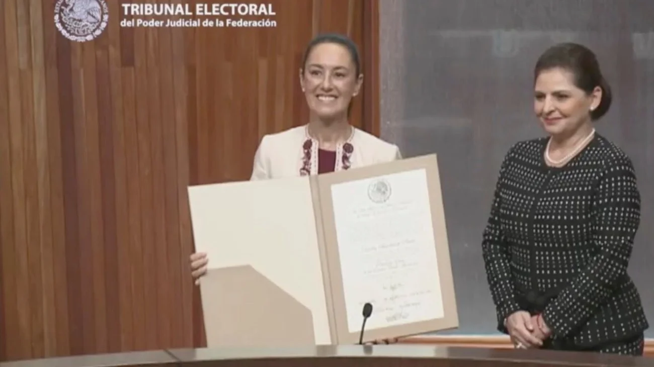 Recibe Claudia Sheinbaum constancia de Presidenta electa