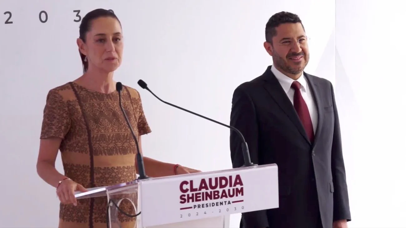 Designan a Martí Batres como próximo director del ISSSTE