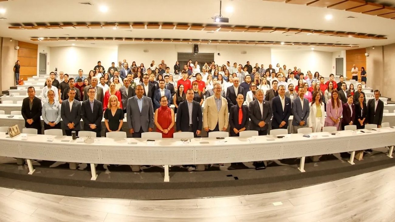 Coahuila y Costa Rica refuerzan modelo de educación dual