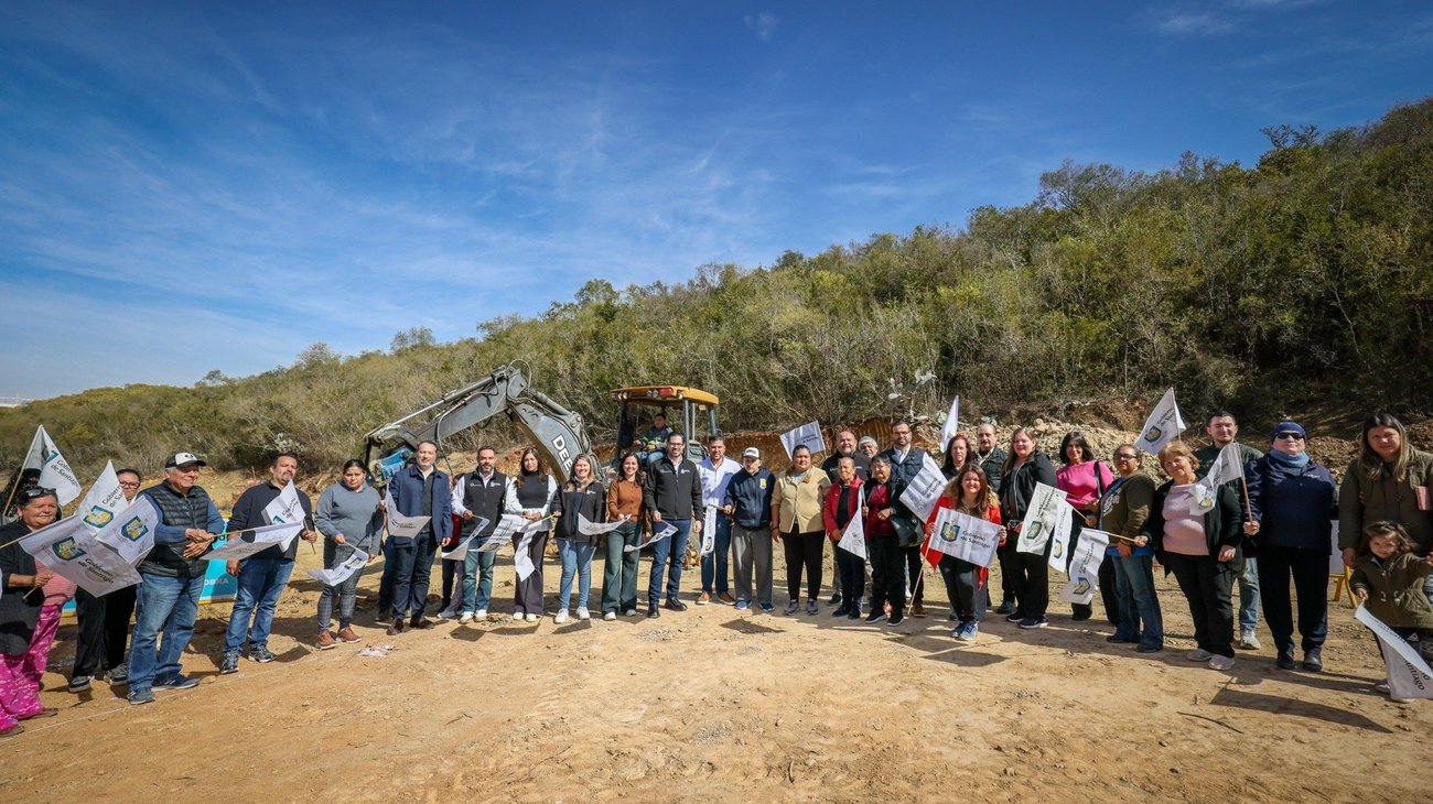 Inician obras del Centro DIF Los Cavazos en Santiago